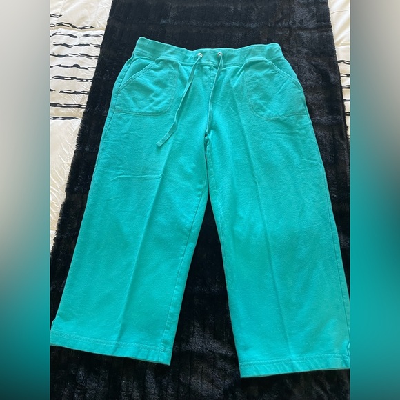 Karen Scott 3 piece casual Capri, tee and jacket! - Picture 2 of 11